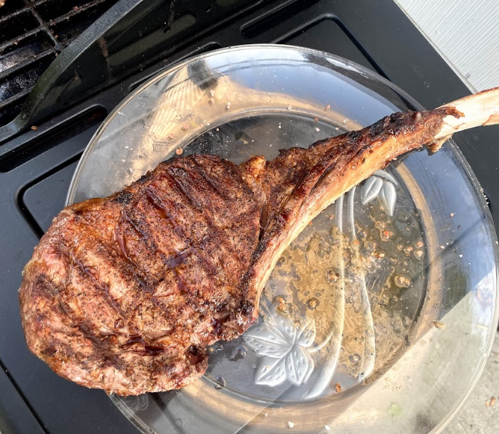 Tomahawk Steak