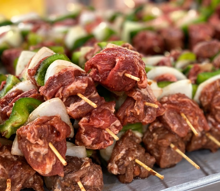 Filet Mignon Kabobs with Luau Sauce & Veggies